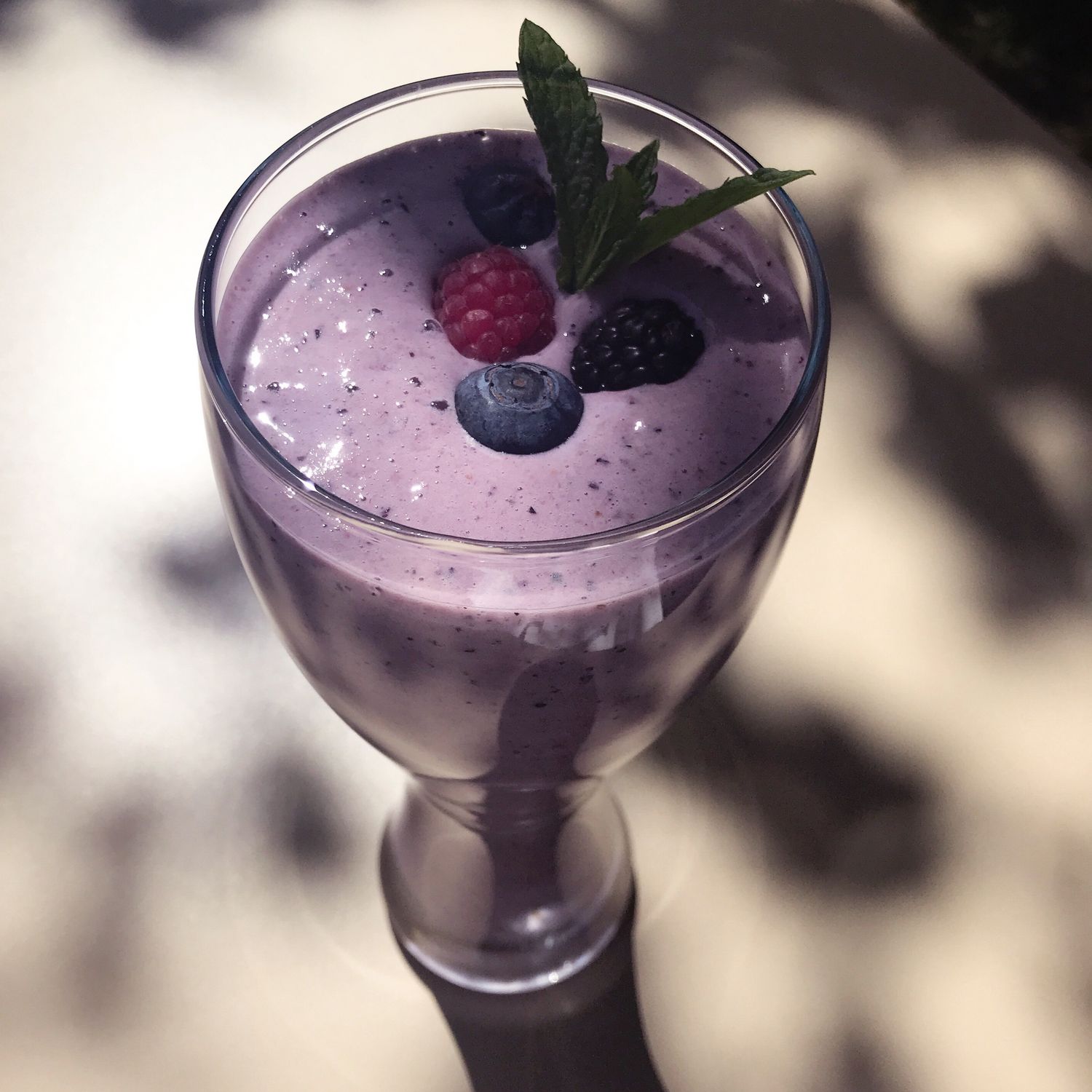 Sommerlicher Beeren-Eiweiß-Shake - mammaLuv